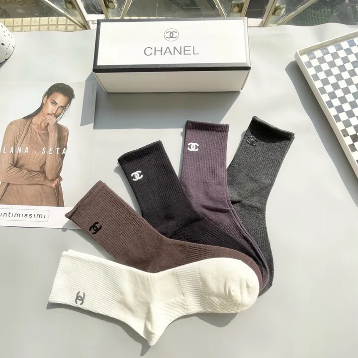 スーパーコピー シャネル 靴下