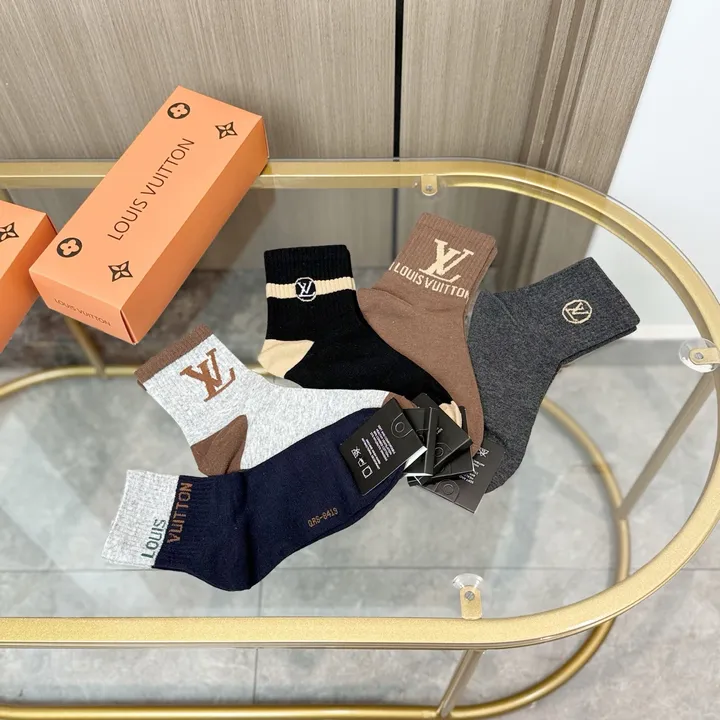 スーパーコピー ルイヴィトン 靴下