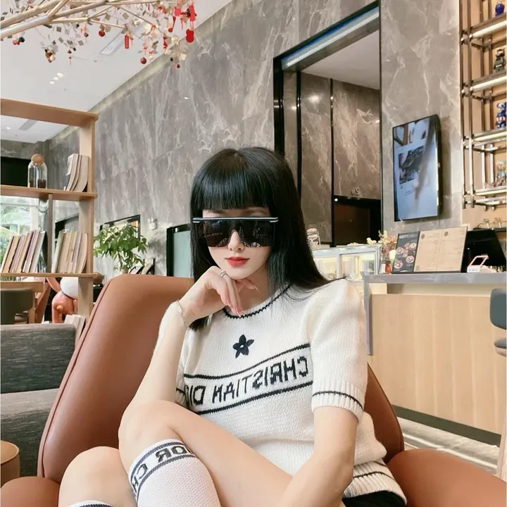 スーパーコピー ディオール 靴下