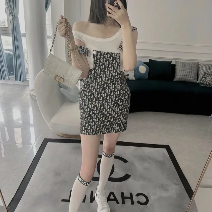 スーパーコピー ディオール 靴下