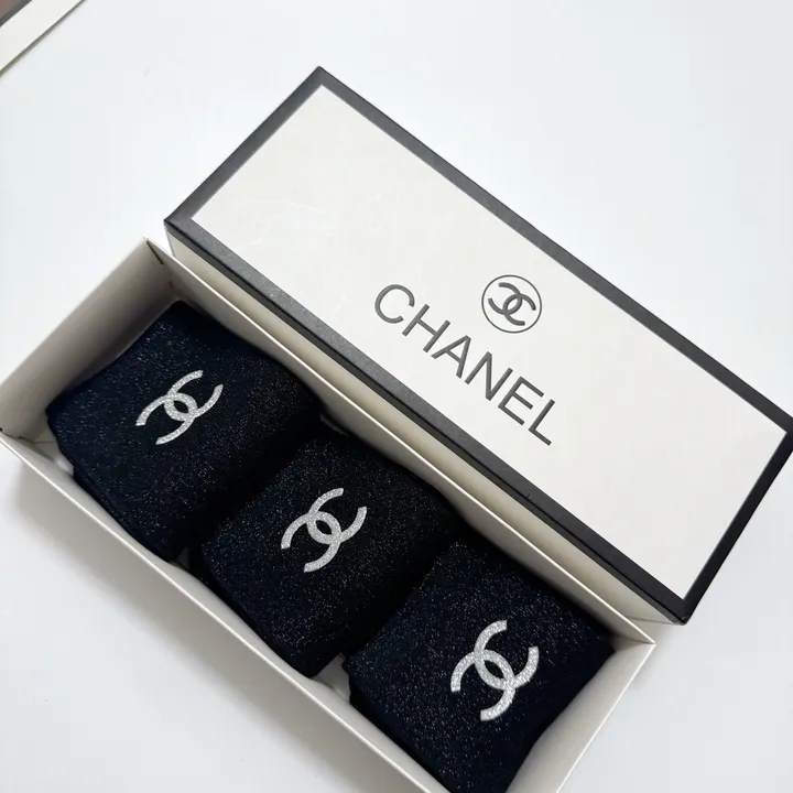 スーパーコピー シャネル 靴下