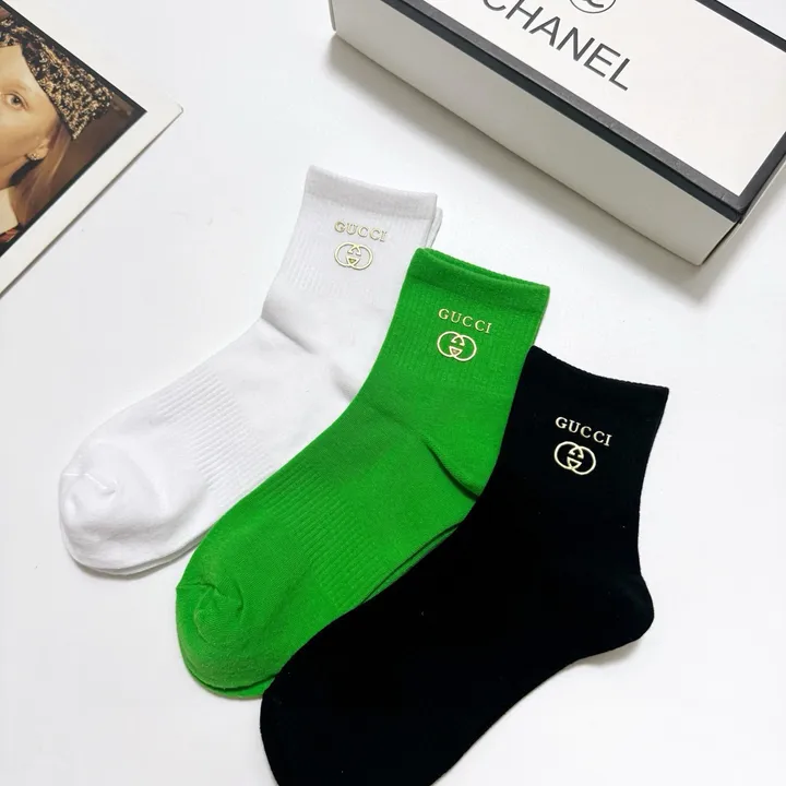 スーパーコピー シャネル 靴下