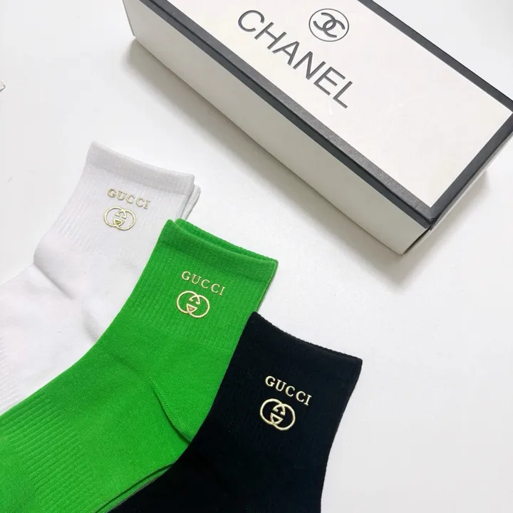 スーパーコピー シャネル 靴下