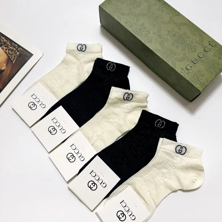 スーパーコピー グッチ 靴下