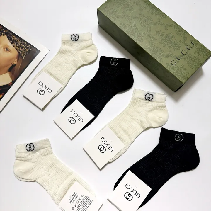 スーパーコピー グッチ 靴下