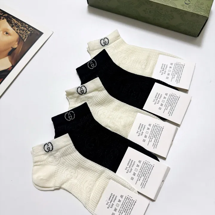 スーパーコピー グッチ 靴下