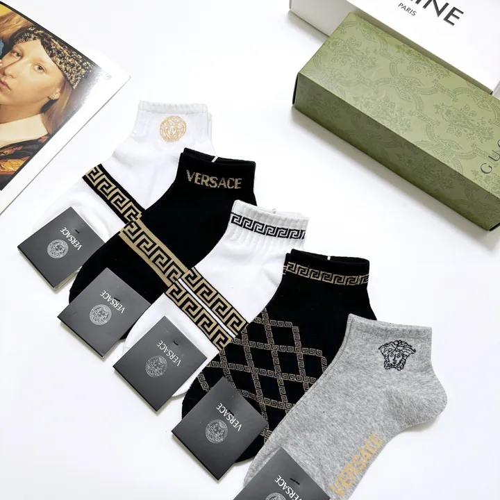 スーパーコピー グッチ 靴下