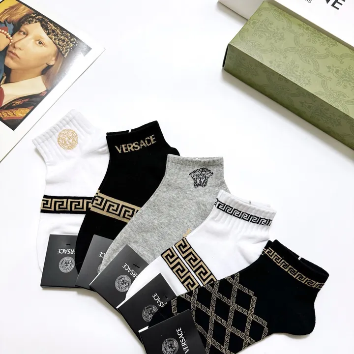 スーパーコピー グッチ 靴下