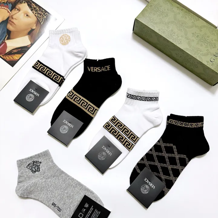 スーパーコピー グッチ 靴下