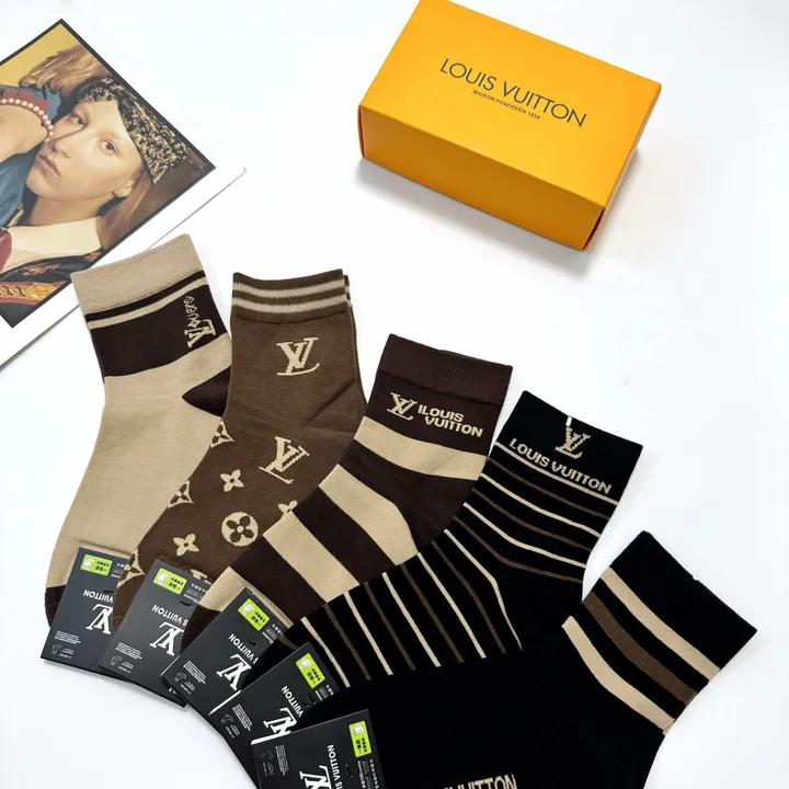スーパーコピー ルイヴィトン 靴下