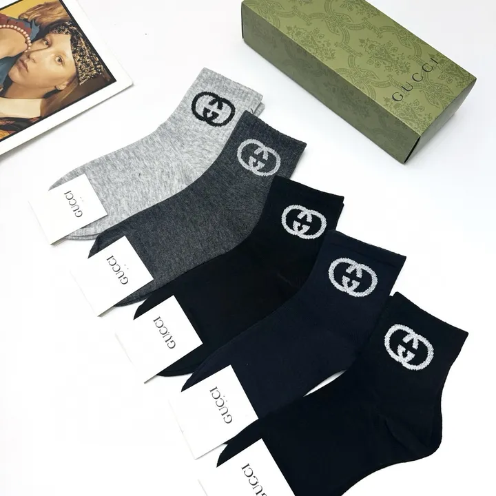 スーパーコピー グッチ 靴下