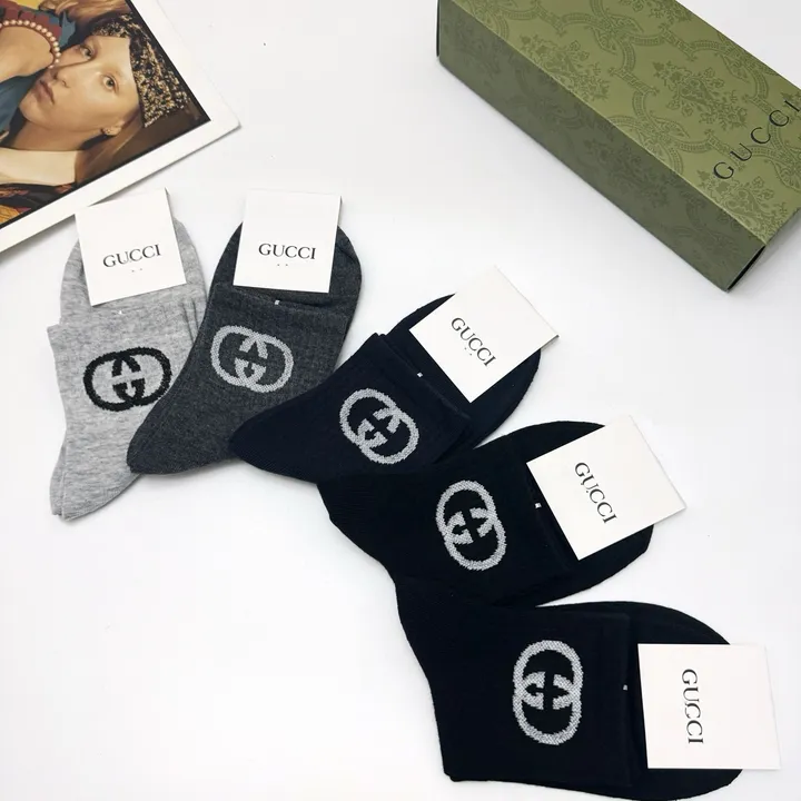 スーパーコピー グッチ 靴下
