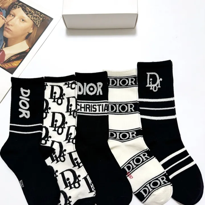 スーパーコピー ディオール 靴下