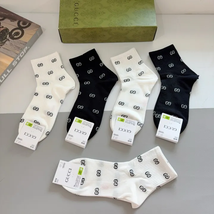 スーパーコピー グッチ 靴下