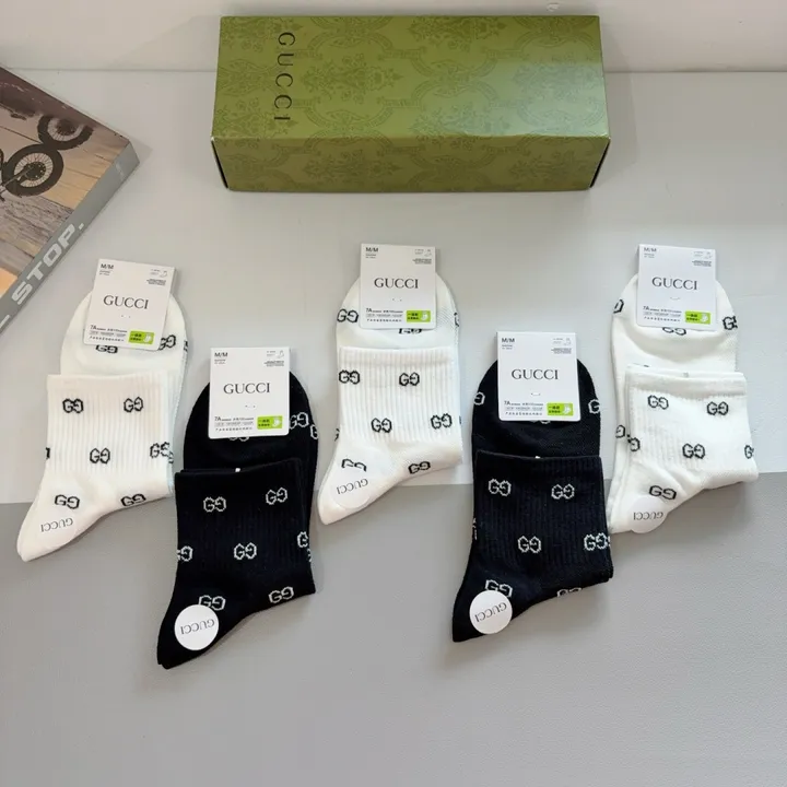 スーパーコピー グッチ 靴下