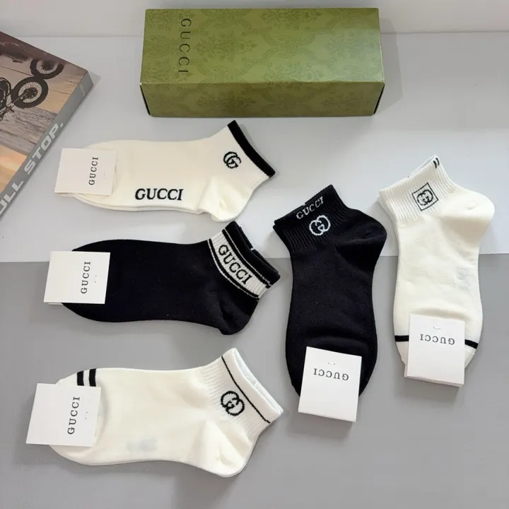 スーパーコピー グッチ 靴下