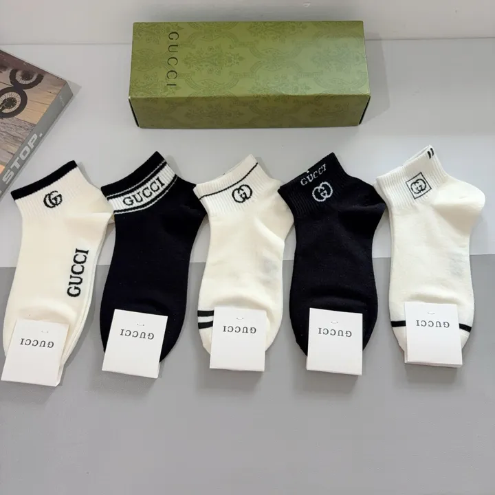 スーパーコピー グッチ 靴下