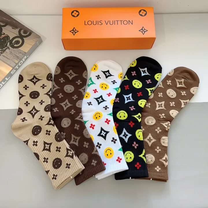 スーパーコピー ルイヴィトン 靴下