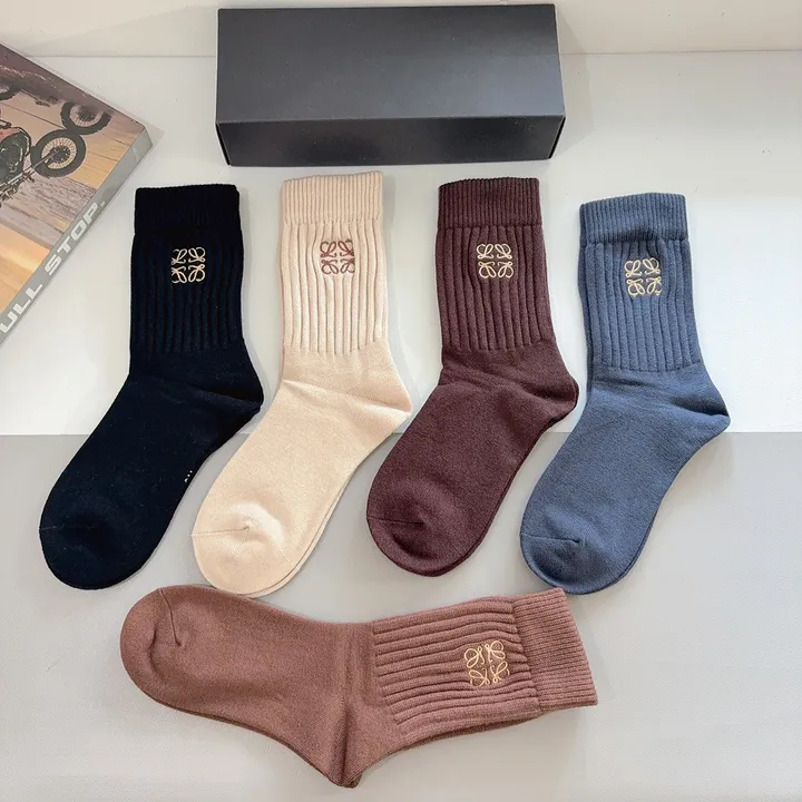 スーパーコピー ロエベ 靴下