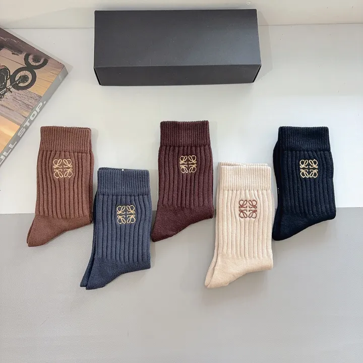 スーパーコピー ロエベ 靴下