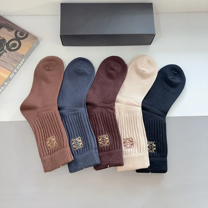 スーパーコピー ロエベ 靴下