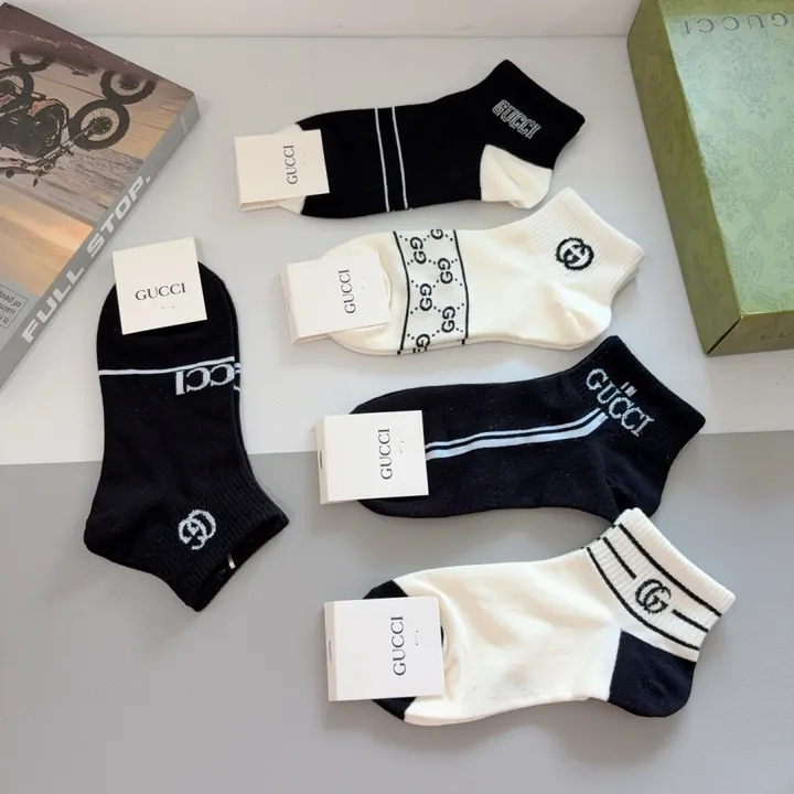 スーパーコピー グッチ 靴下