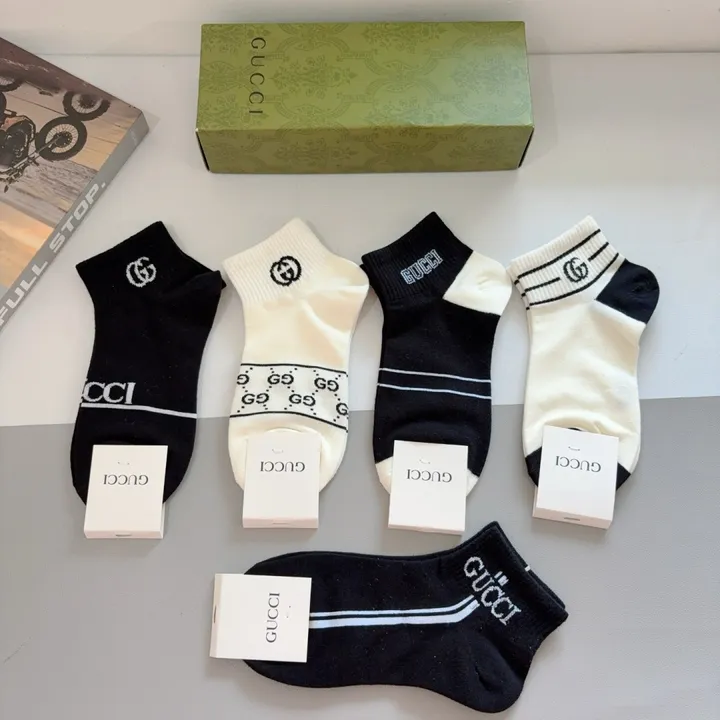 スーパーコピー グッチ 靴下