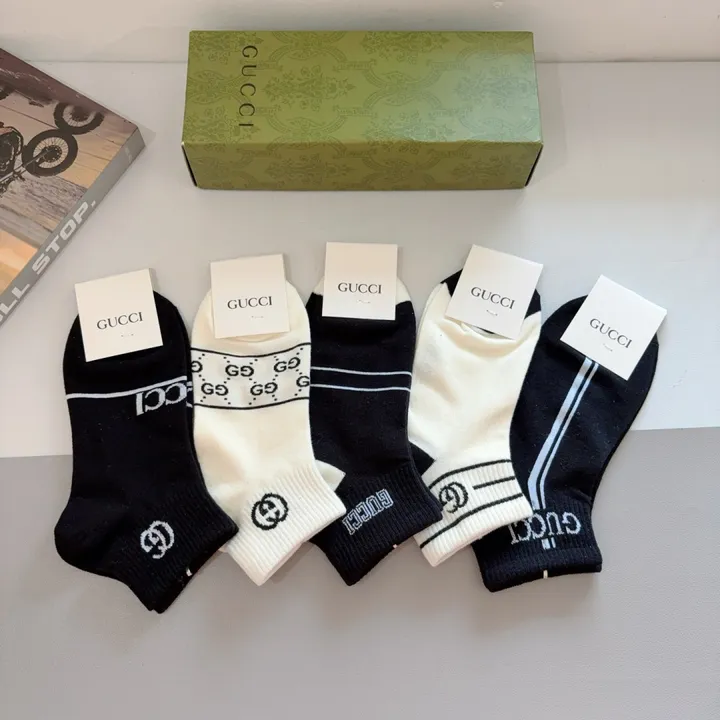 スーパーコピー グッチ 靴下