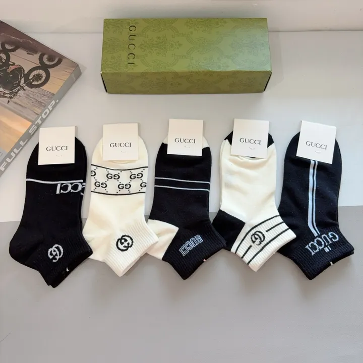 スーパーコピー グッチ 靴下