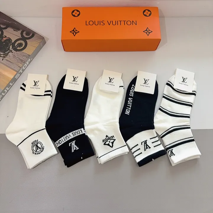 スーパーコピー ルイヴィトン 靴下
