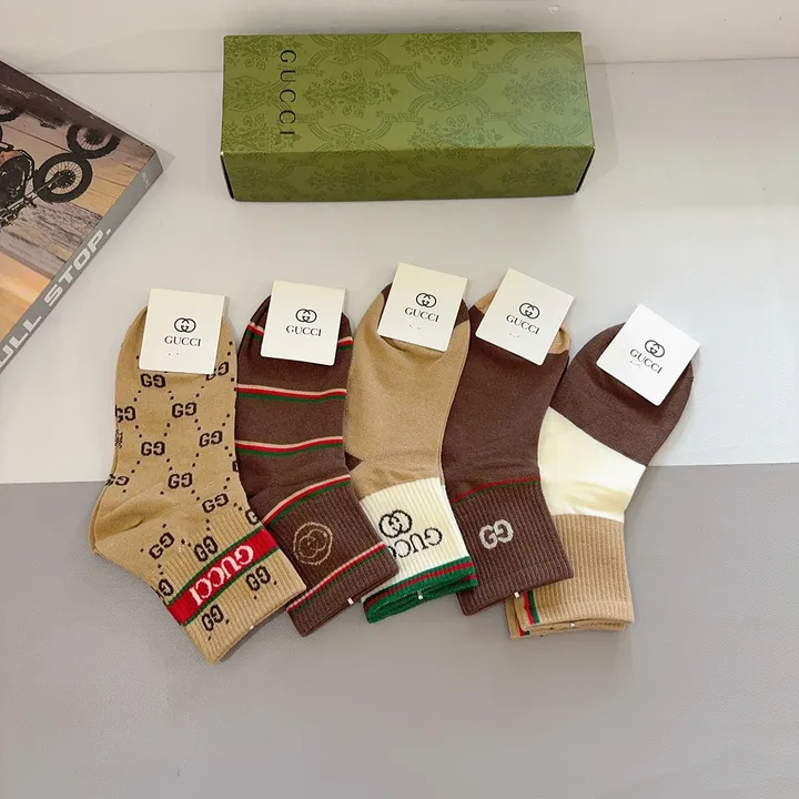 スーパーコピー グッチ 靴下