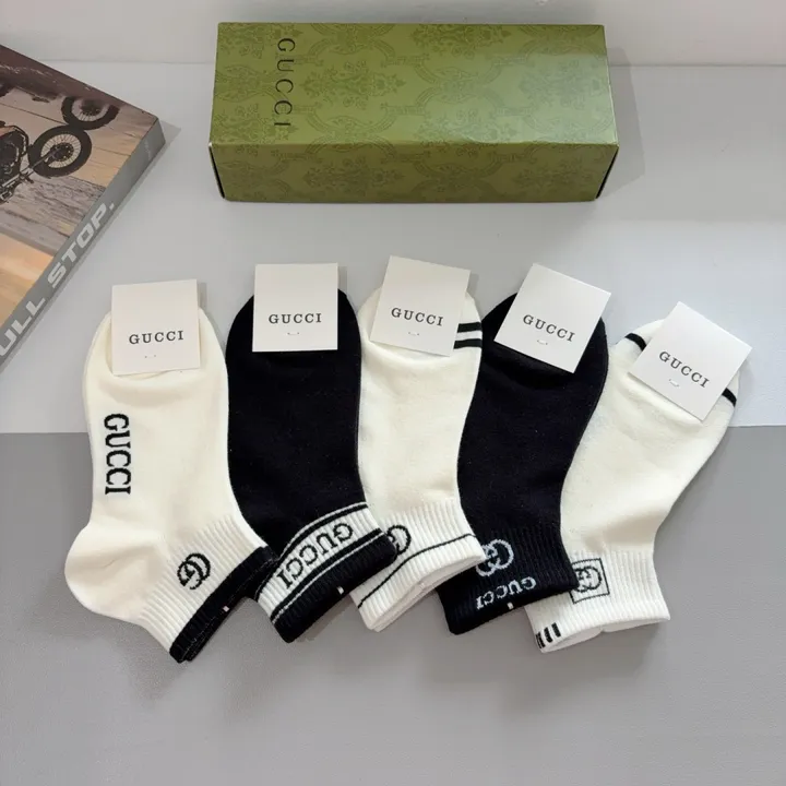 スーパーコピー グッチ 靴下