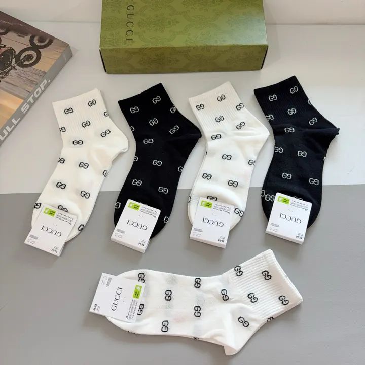 スーパーコピー グッチ 靴下
