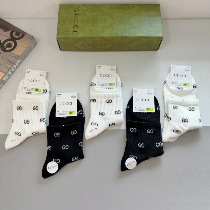 スーパーコピー グッチ 靴下