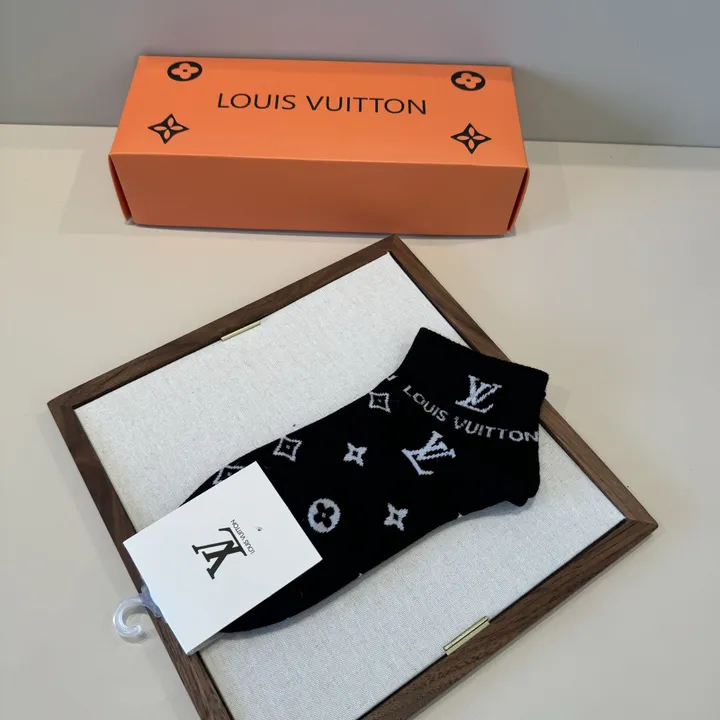 スーパーコピー エルメス 靴下