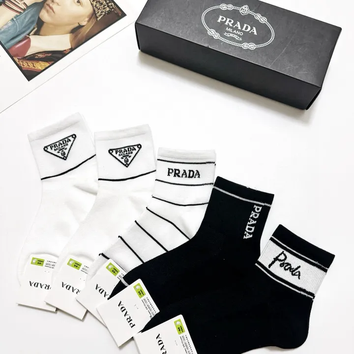 スーパーコピー バレンシアガ 靴下