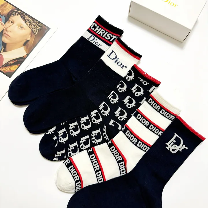 スーパーコピー ディオール 靴下