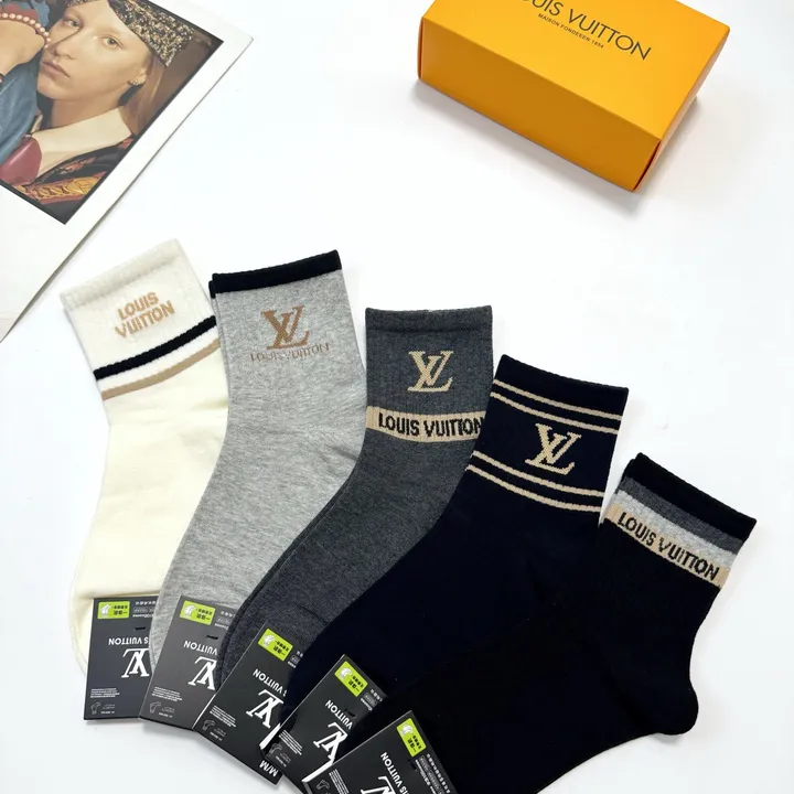 スーパーコピー ルイヴィトン 靴下