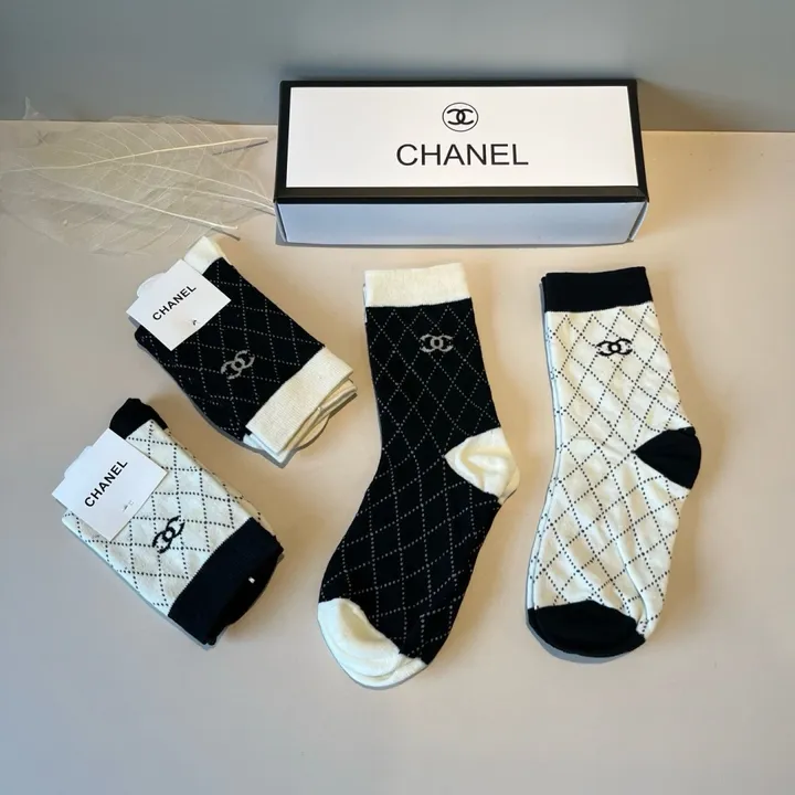 スーパーコピー シャネル 靴下