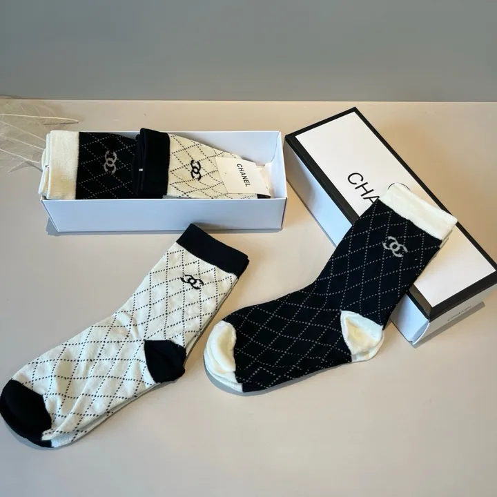 スーパーコピー シャネル 靴下