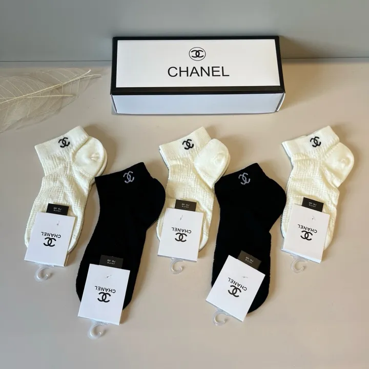スーパーコピー シャネル 靴下