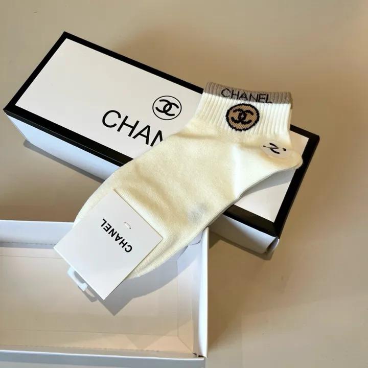 スーパーコピー シャネル 靴下