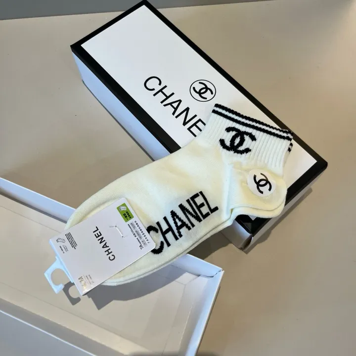 スーパーコピー シャネル 靴下
