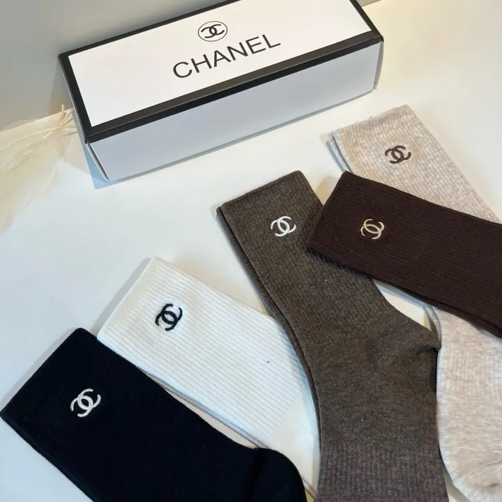 スーパーコピー シャネル 靴下