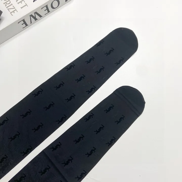 スーパーコピー イブサンローラン 靴下