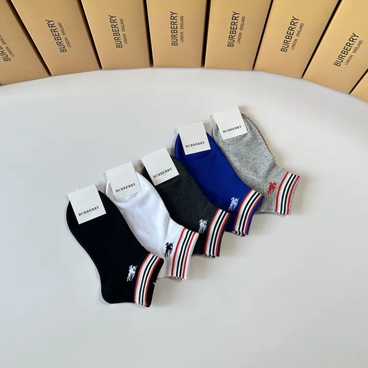 スーパーコピー バーバリー ス 靴下