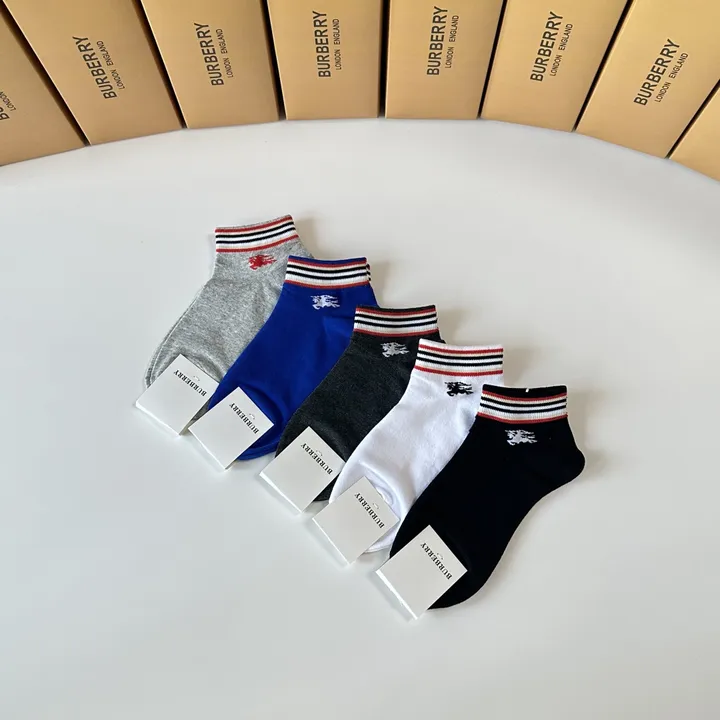 スーパーコピー バーバリー ス 靴下