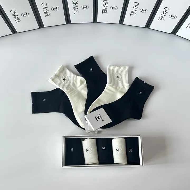 スーパーコピー シャネル 靴下