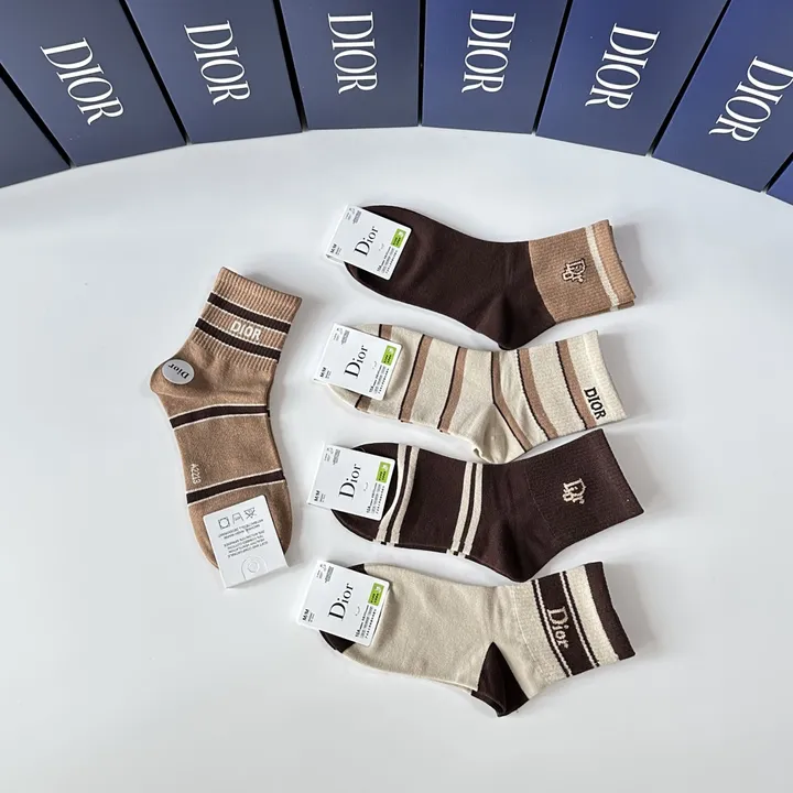 スーパーコピー グッチ 靴下