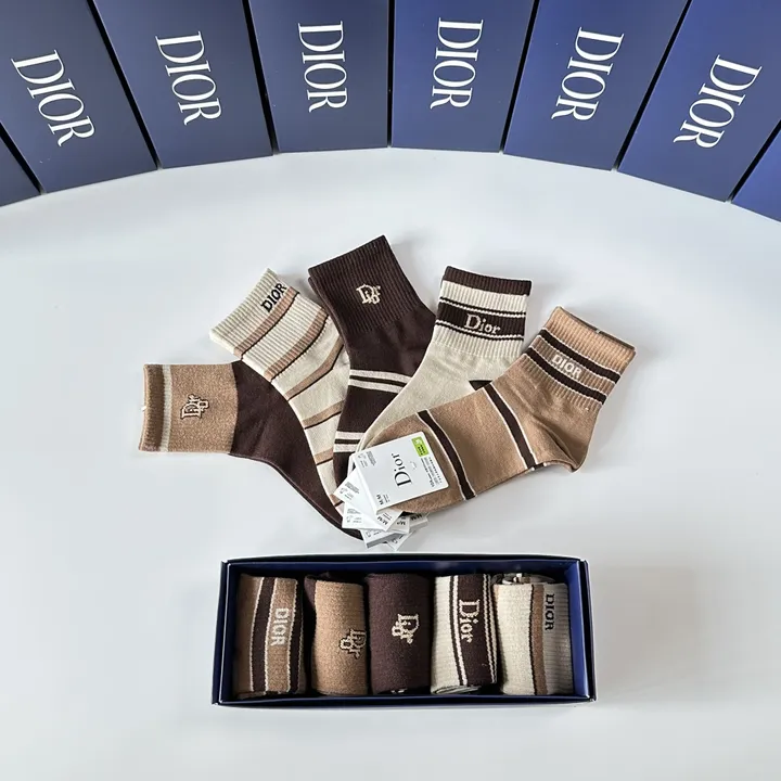 スーパーコピー グッチ 靴下